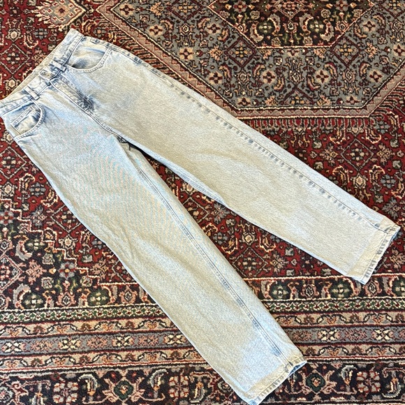 Reclaimed Vintage Jeans - Size 26 - Picture 3 of 11